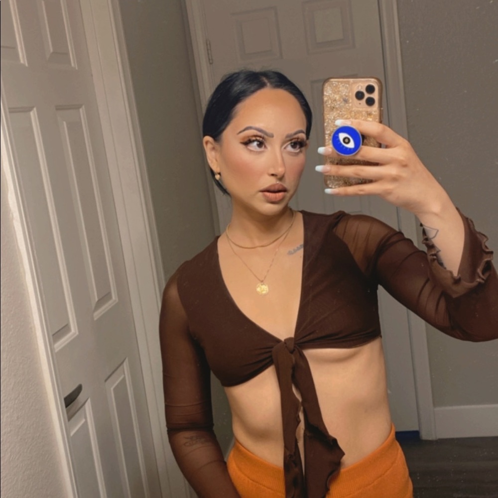 Tiger Mist Long sleeve crop top